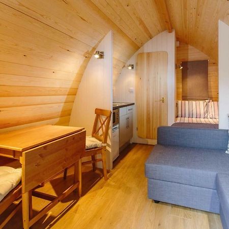 Mallow Glamping Pod チェルトナム エクステリア 写真